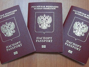 Накануне дня защитника отечества донские законодатели вручили первые паспорта юным ростовчанам