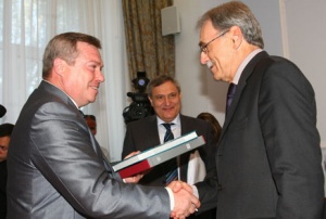 Губернатор встретился с послом Швеции в РФ
