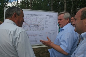 Губернатор проинспектировал строительство новых объектов в Тарасовском и Миллеровском районах