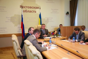 Василий Голубев: «Чиновники, не соблюдающие законодательство в сфере госуслуг, будут наказаны»