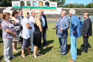 Губернатор окажет поддержку в реконструкции стадиона «Прогресс» в Каменске-Шахтинском