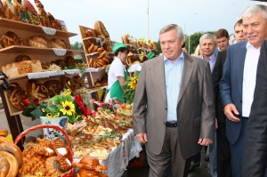 Василий Голубев: «Донские хлеборобы собрали полновесный урожай – 5,8 млн тонн ранних зерновых»