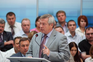 Василий Голубев: «Дорожники должны нести ответственность за качество своей работы»
