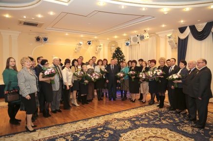 Губернатор поздравил донских журналистов с Днём российской печати