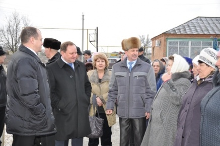 Председатель донского парламента Виктор Дерябкин открыл дом культуры в Боковском районе
