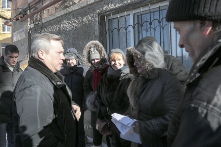 Василий Голубев: «Через две недели жители аварийного дома на Сеченова,10 должны получить компенсацию за жильё»